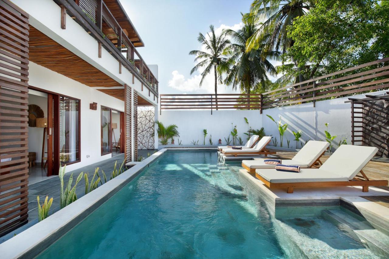 Villa Sakura. Luxury 3 Bedroom Villa. Selong Blanak Exterior foto