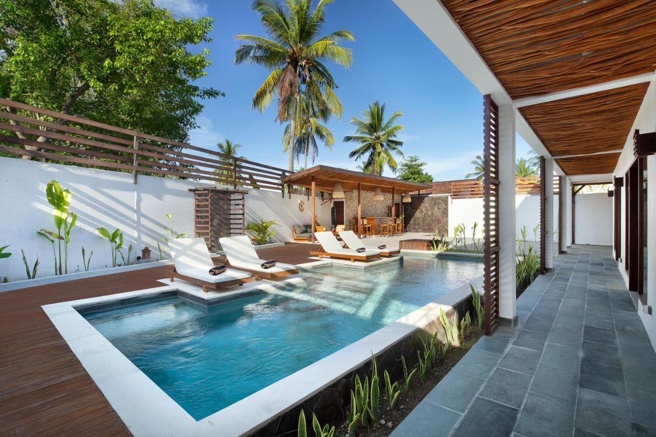 Villa Sakura. Luxury 3 Bedroom Villa. Selong Blanak Exterior foto